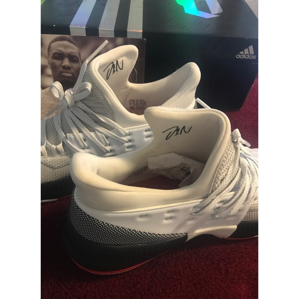 Adidas D Lillard 3 Brand New - Picture 2 of 9